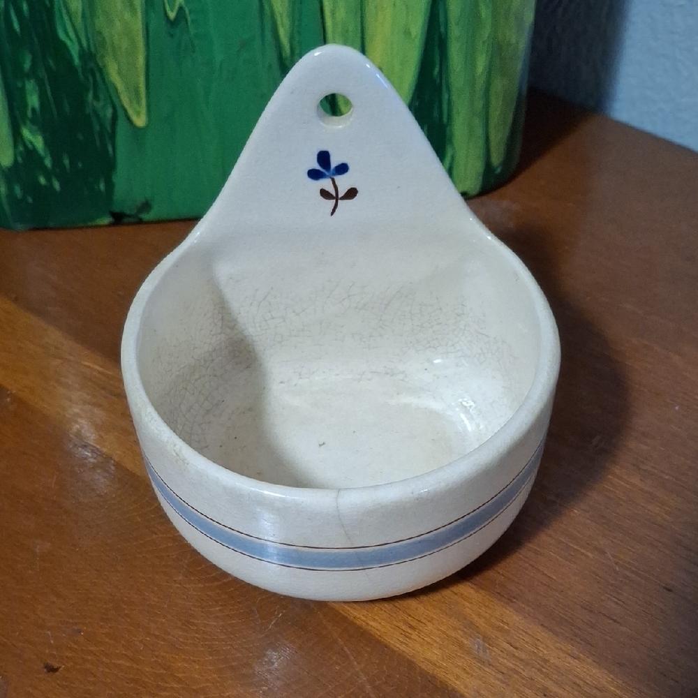 ⭐️Cream Ceramic Wall Hanging Bowl